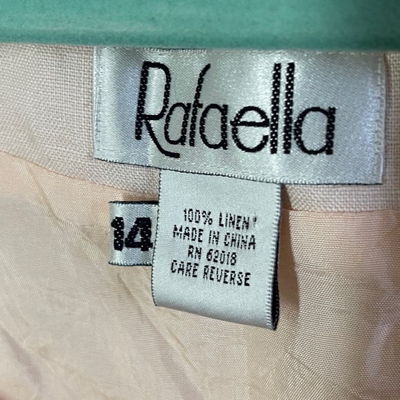 Pink Linen Dress - Picture 2 of 4